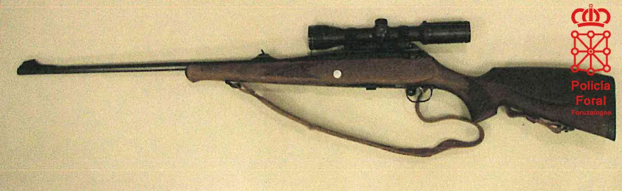 Rifle con el que se realiz&oacute; el disparo
