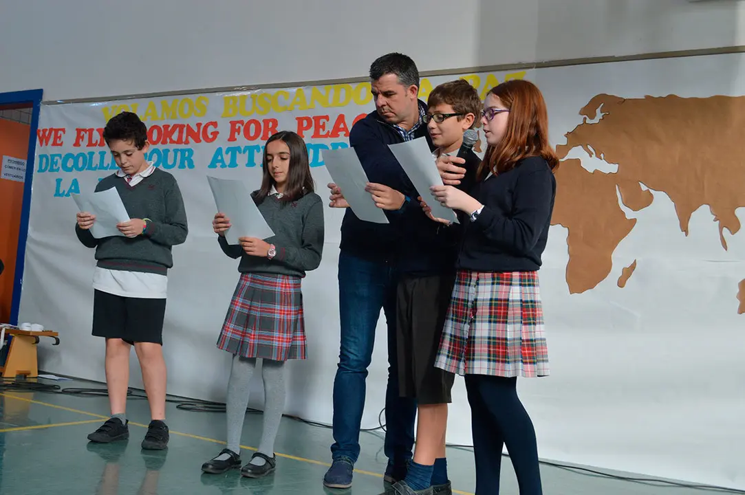 D&iacute;a de la Paz en el colegio Compa&ntilde;&iacute;a de Mar&iacute;a 4