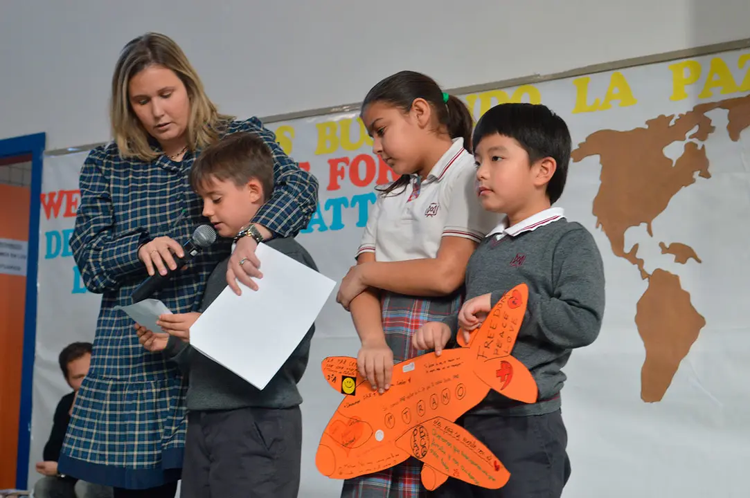 D&iacute;a de la Paz en el colegio Compa&ntilde;&iacute;a de Mar&iacute;a 5