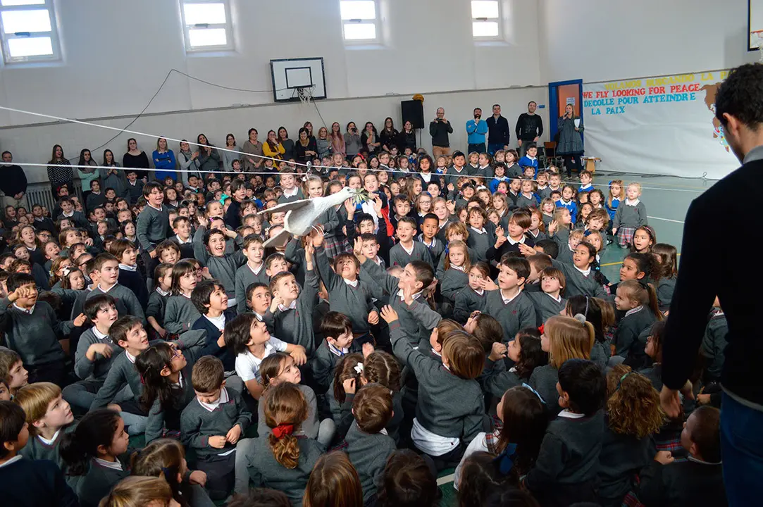 D&iacute;a de la Paz en el colegio Compa&ntilde;&iacute;a de Mar&iacute;a 6