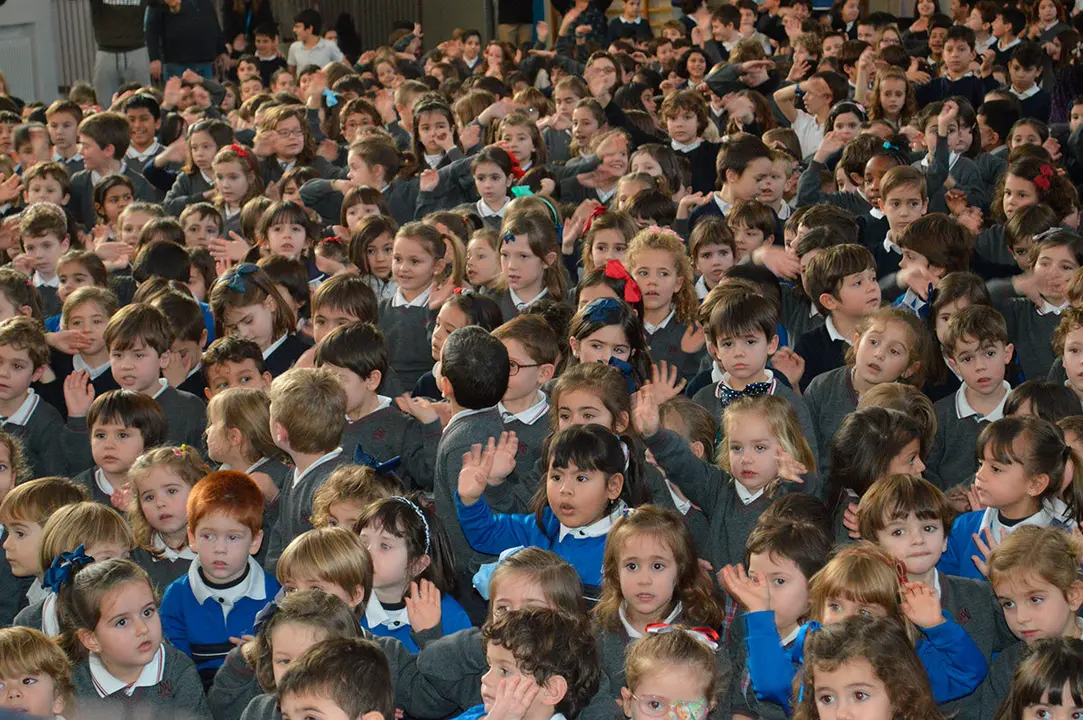 D&iacute;a de la Paz en el colegio Compa&ntilde;&iacute;a de Mar&iacute;a 8