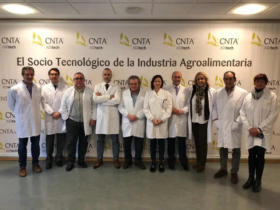 Visita de representantes del Senado al CNTA de San Adri&aacute;n