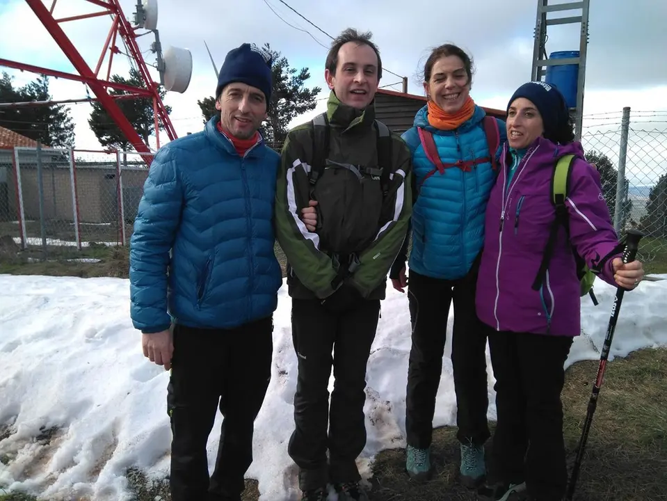 31 Subida a Yerga 153 personas con nieve y fr&iacute;o 1214