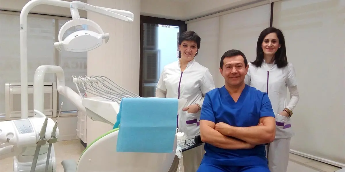 En la consulta del doctor Mario S&aacute;chica recibir&aacute; una atenci&oacute;n cercana y siempre al detalle