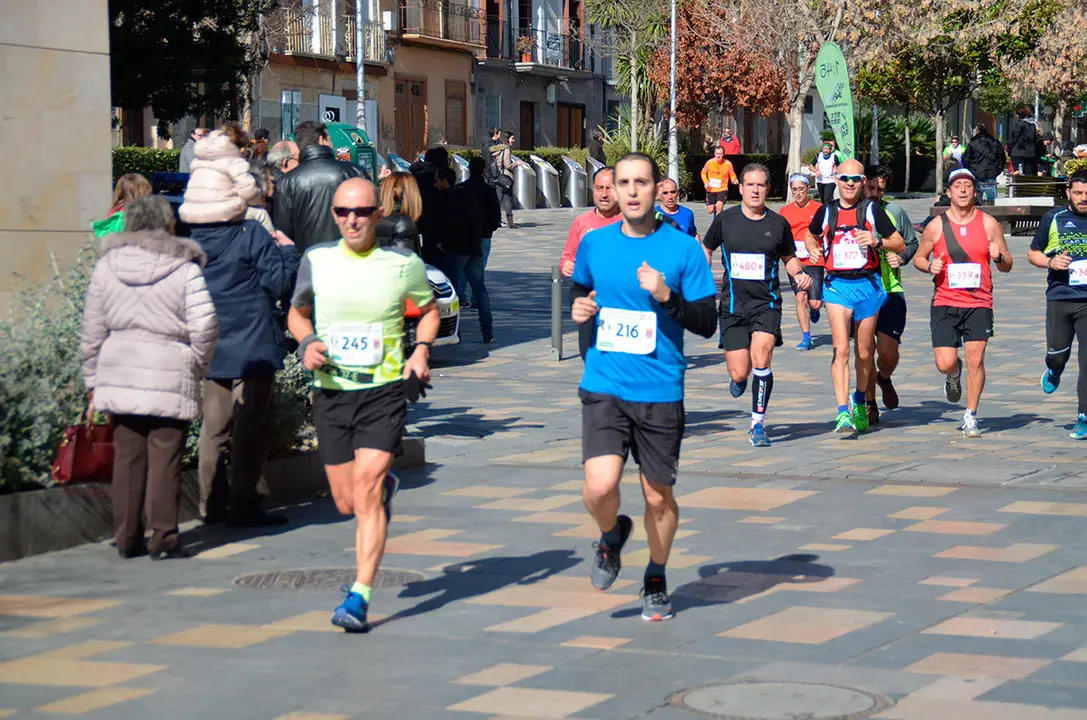 Media Marat&oacute;n Estela Navascu&eacute;s 21