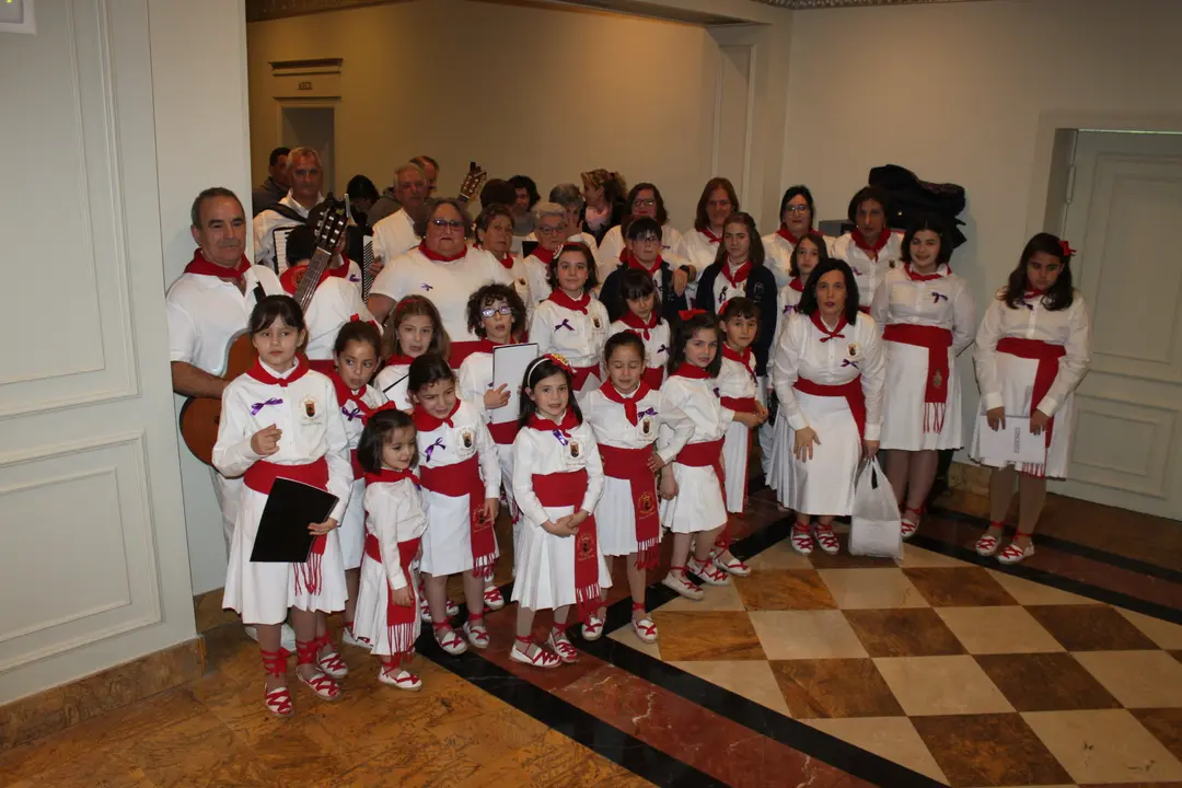 Chocolatada Asociaci&oacute;n de Mujeres de Cintru&eacute;nigo 013