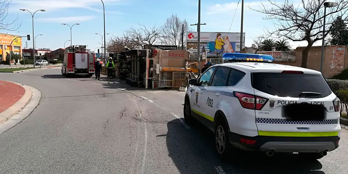El accidente se ha producido en la rotonda