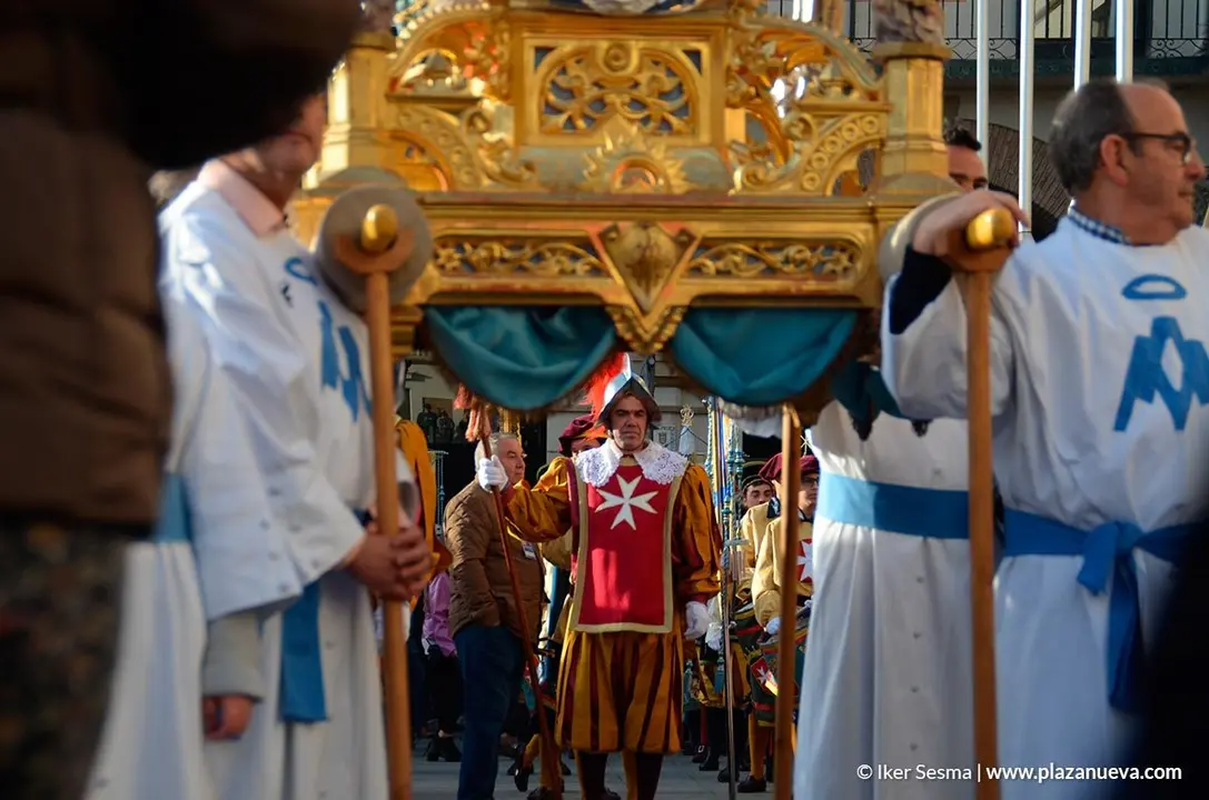 Procesi&oacute;n - 3