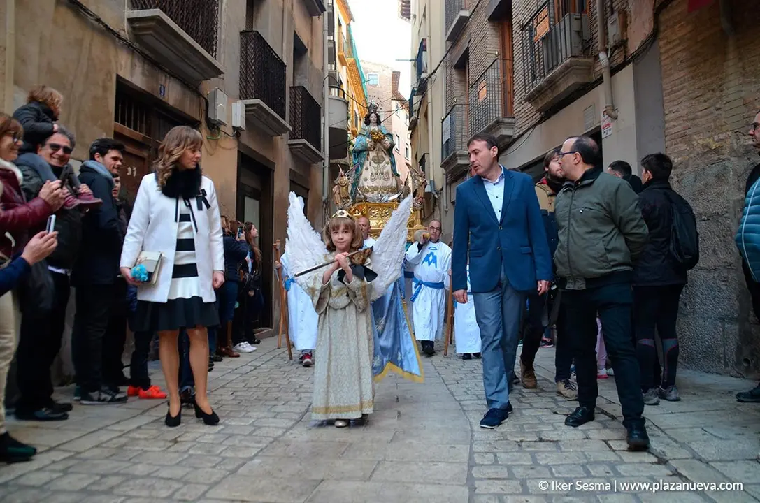 Procesi&oacute;n - 12