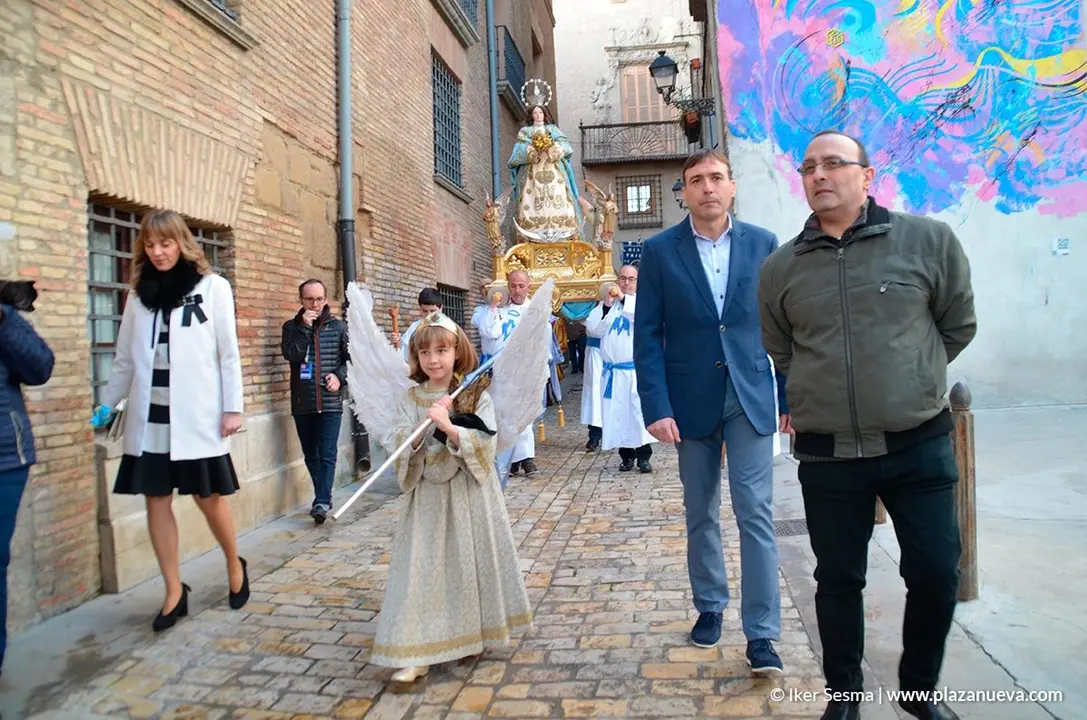 Procesi&oacute;n - 16
