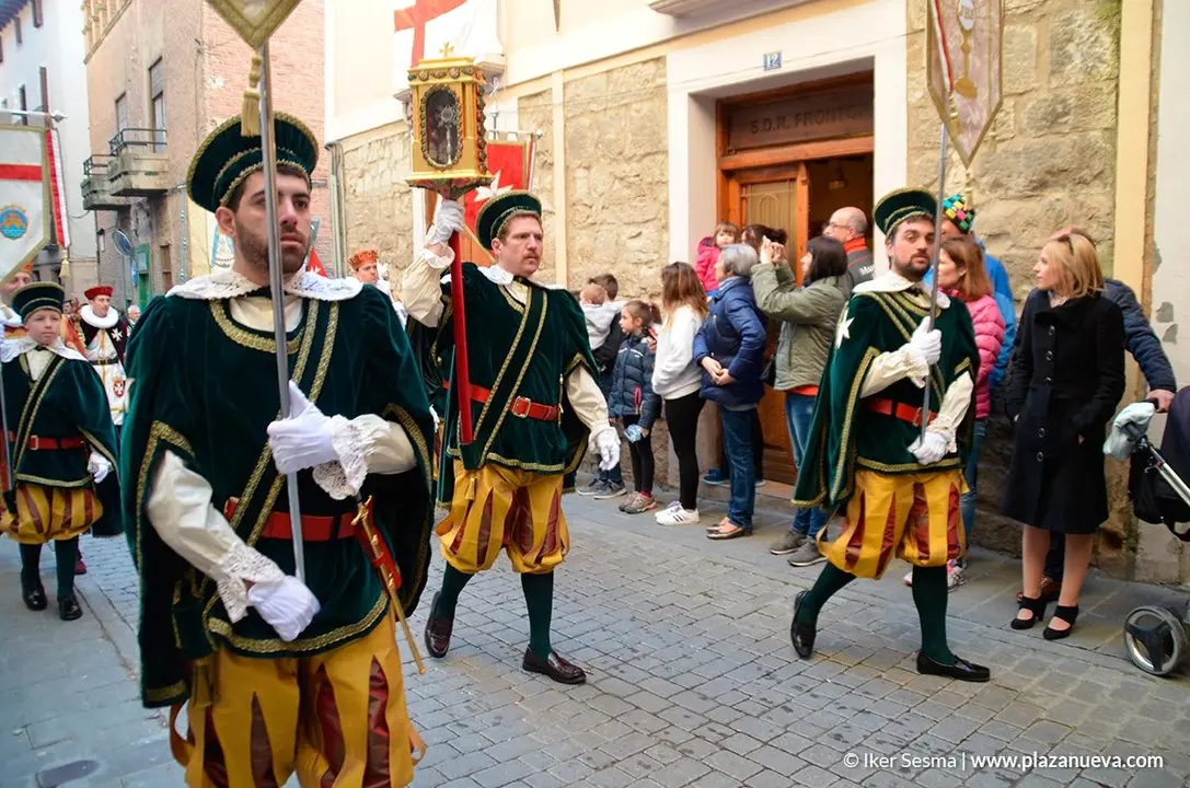 Procesi&oacute;n - 44