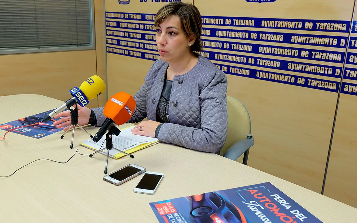 Ana Calvo presenta los actos de la Feria del Autom&oacute;vil