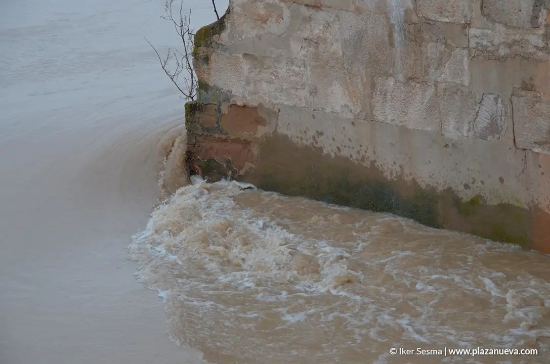 Crecida del Ebro (Tudela, 13-04-2018 a las 8'30 horas) - 13
