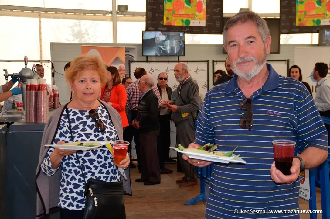 Degustaci&oacute;n popular de verduras 8