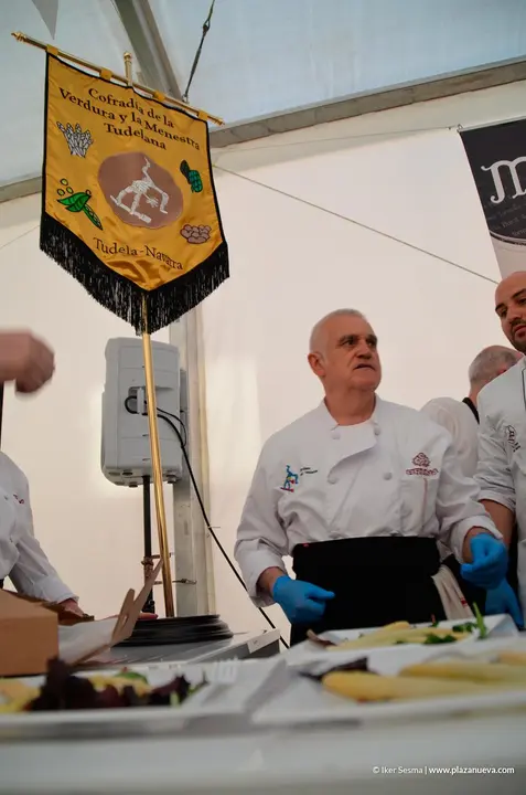 Degustaci&oacute;n popular de verduras 14