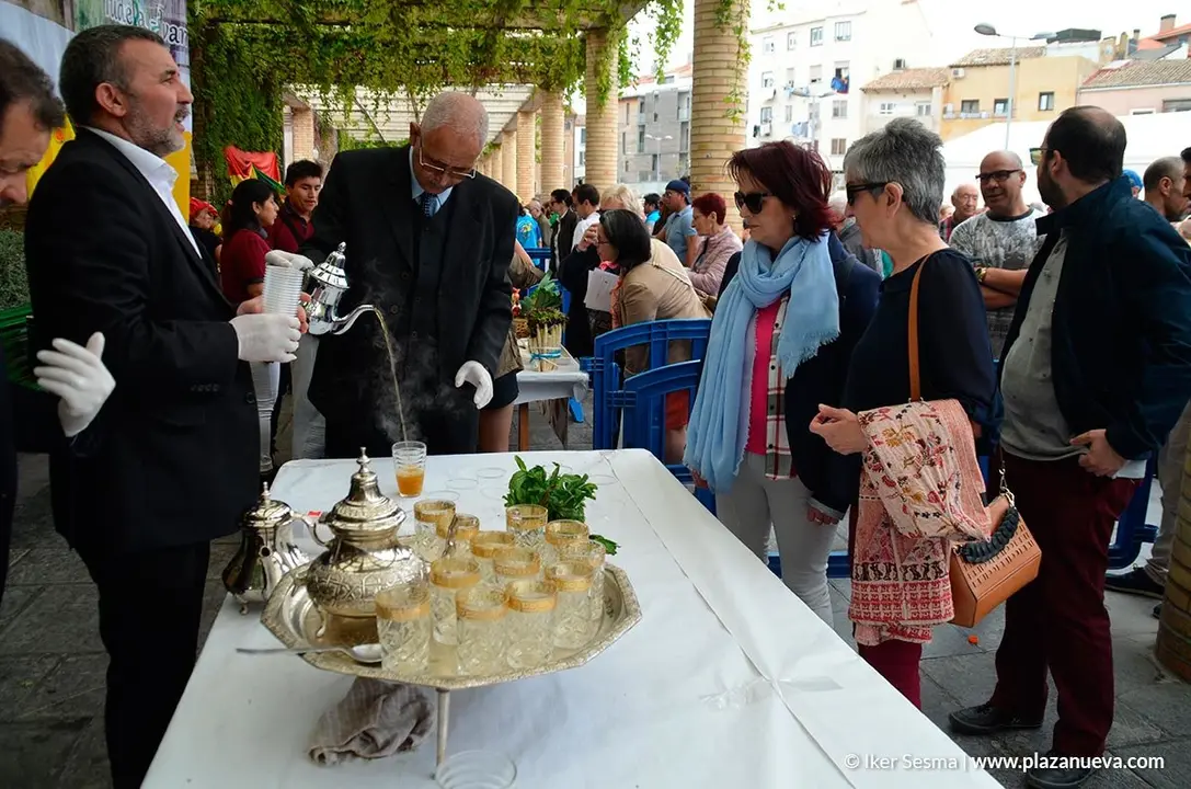 Degustaci&oacute;n platos de otras culturas 4