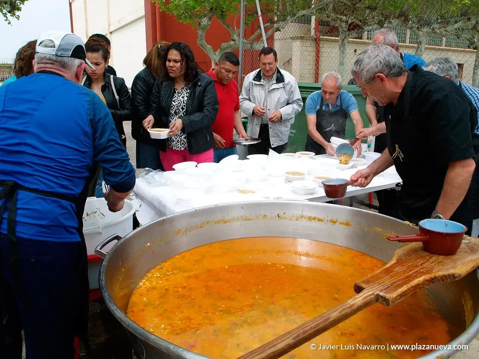 Comida popular en Fusti&ntilde;ana 2