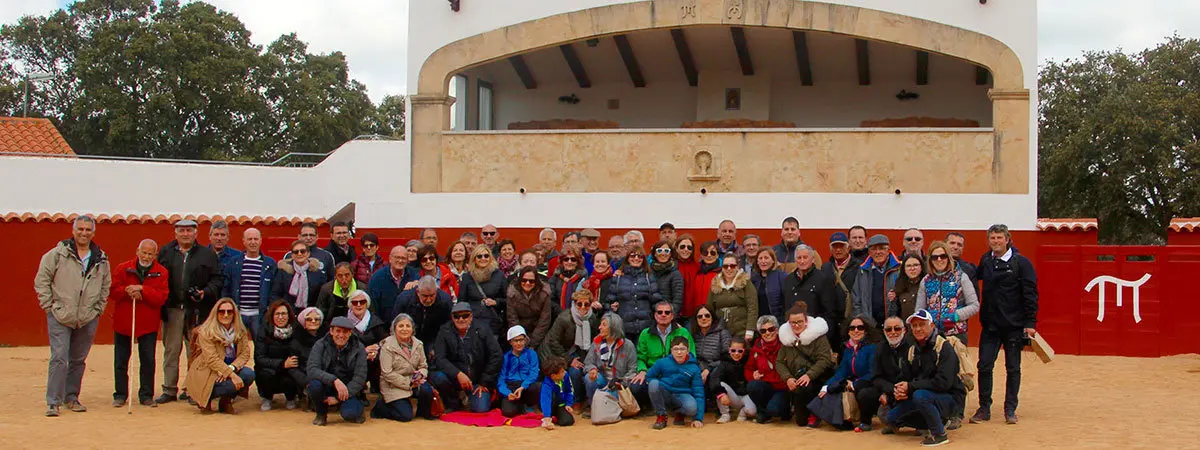 Miembros de la Pe&ntilde;a Gracurris de Corella
