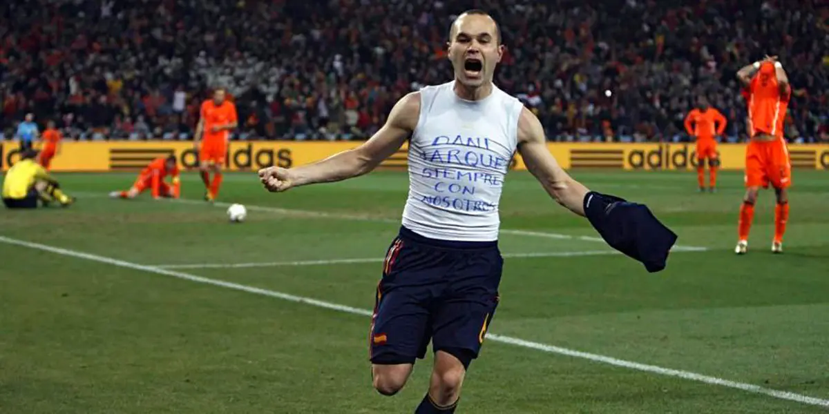 Iniesta tras marcar el gol que dio el &uacute;nico Mundial que tiene Espa&ntilde;a