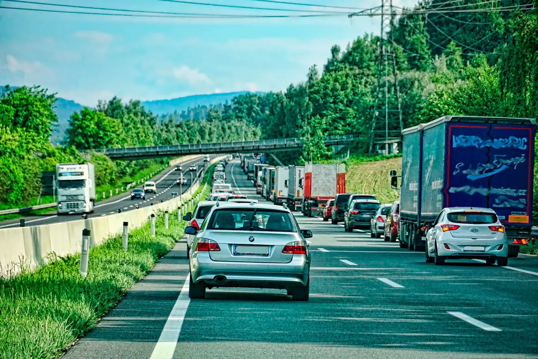 highway-3386978_1920