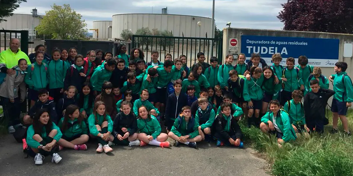 Visita a la depuradora de alumnos de la Anunciata