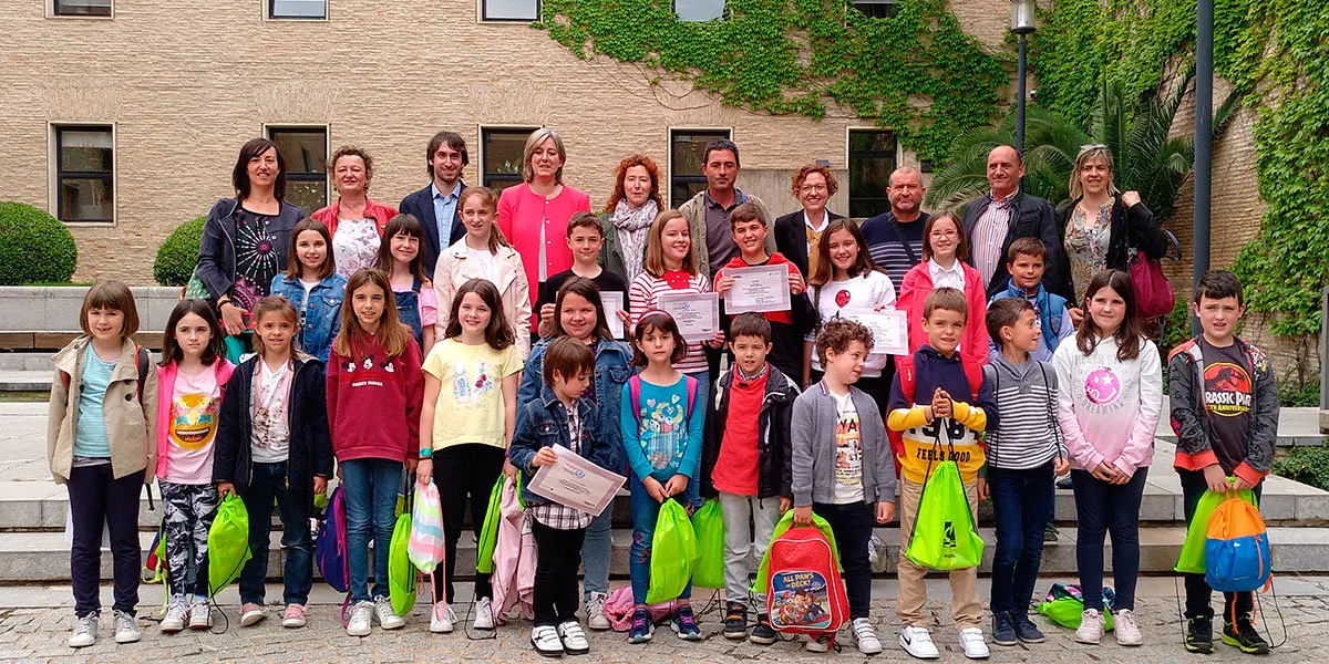 Alumnos del CRA Los Ba&ntilde;ales