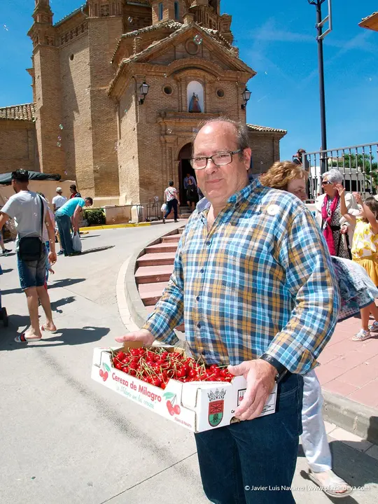 D&iacute;a de la Cereza en Milagro 6