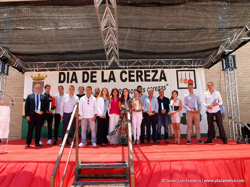 D&iacute;a de la Cereza en Milagro 24