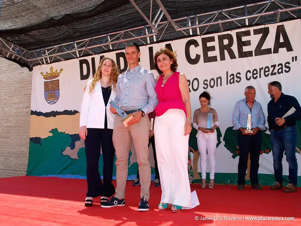 D&iacute;a de la Cereza en Milagro 25