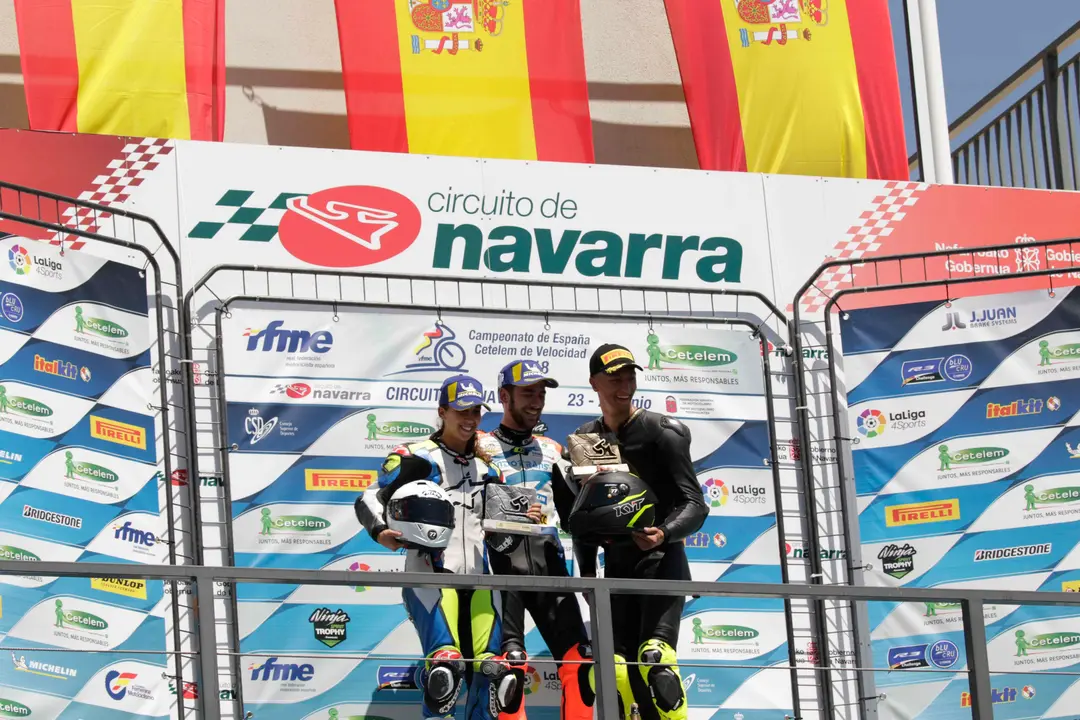 Podium 600