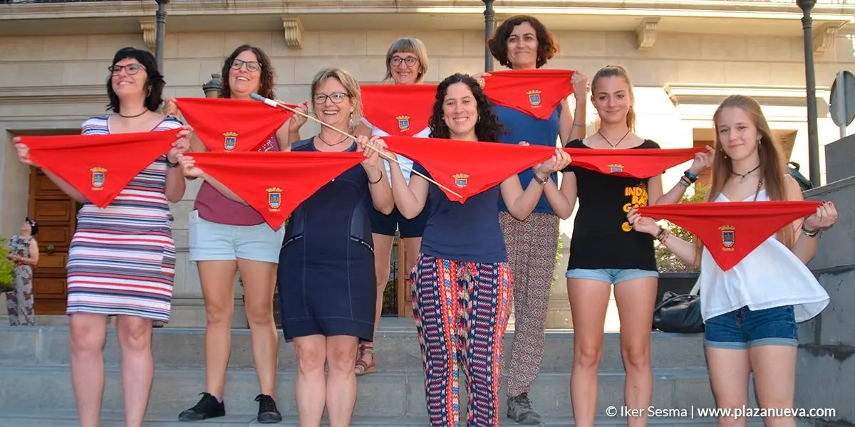Colectivos feministas lanzar&aacute;n el cohete de Tudela