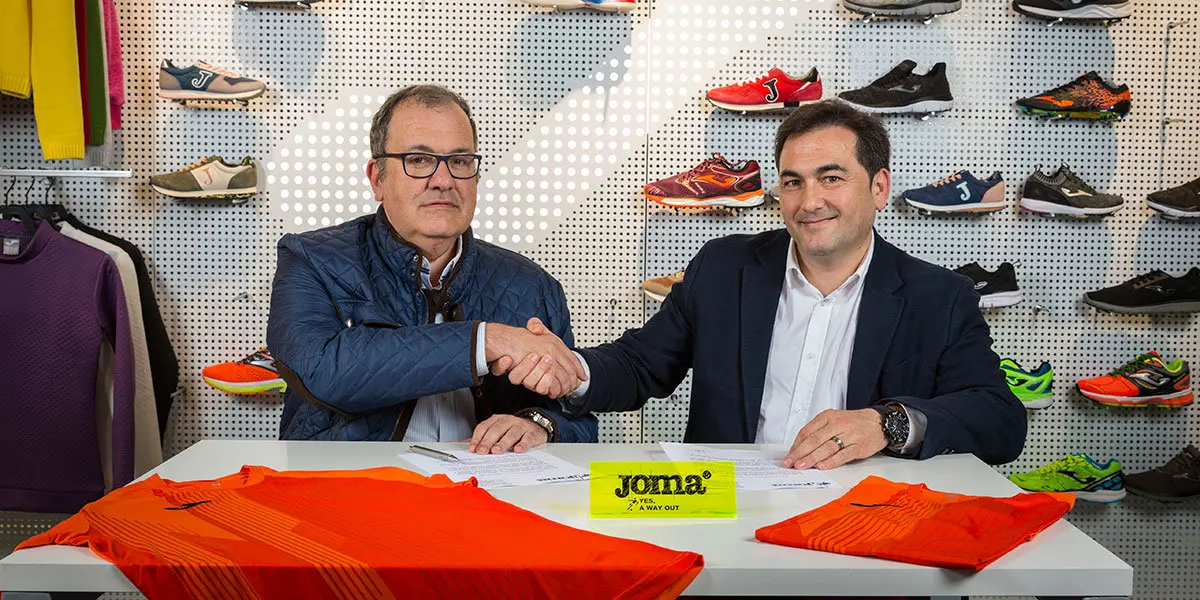 Acuerdo entre el Ribera Navarra FS y Joma