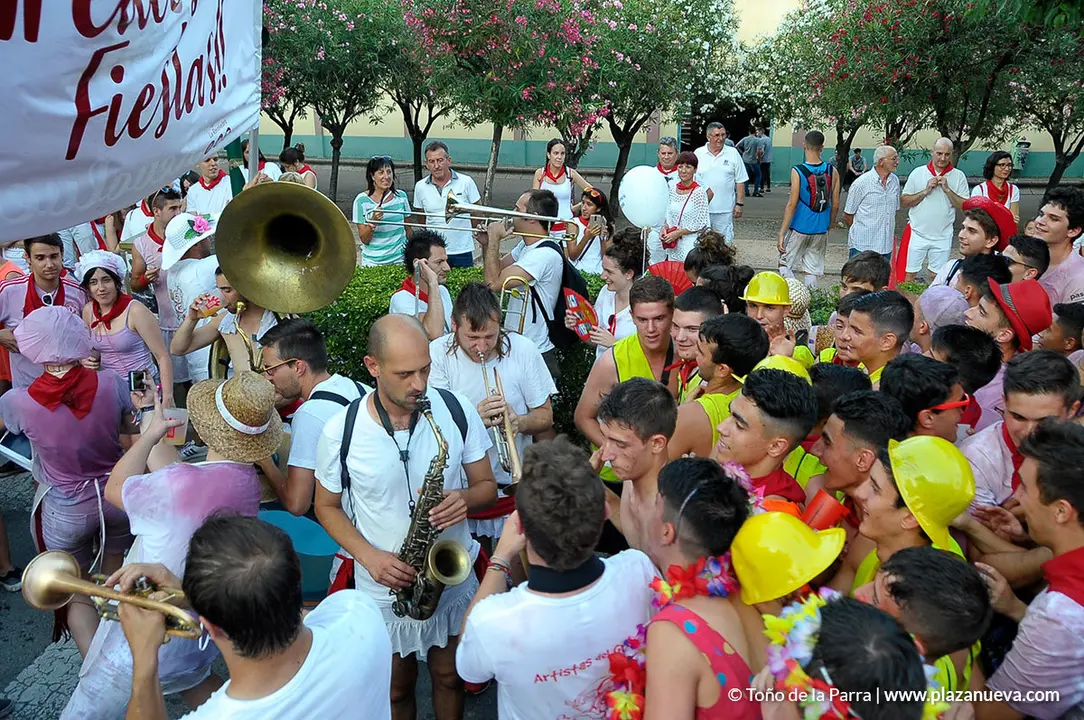 180725_FIESTAS02_58143