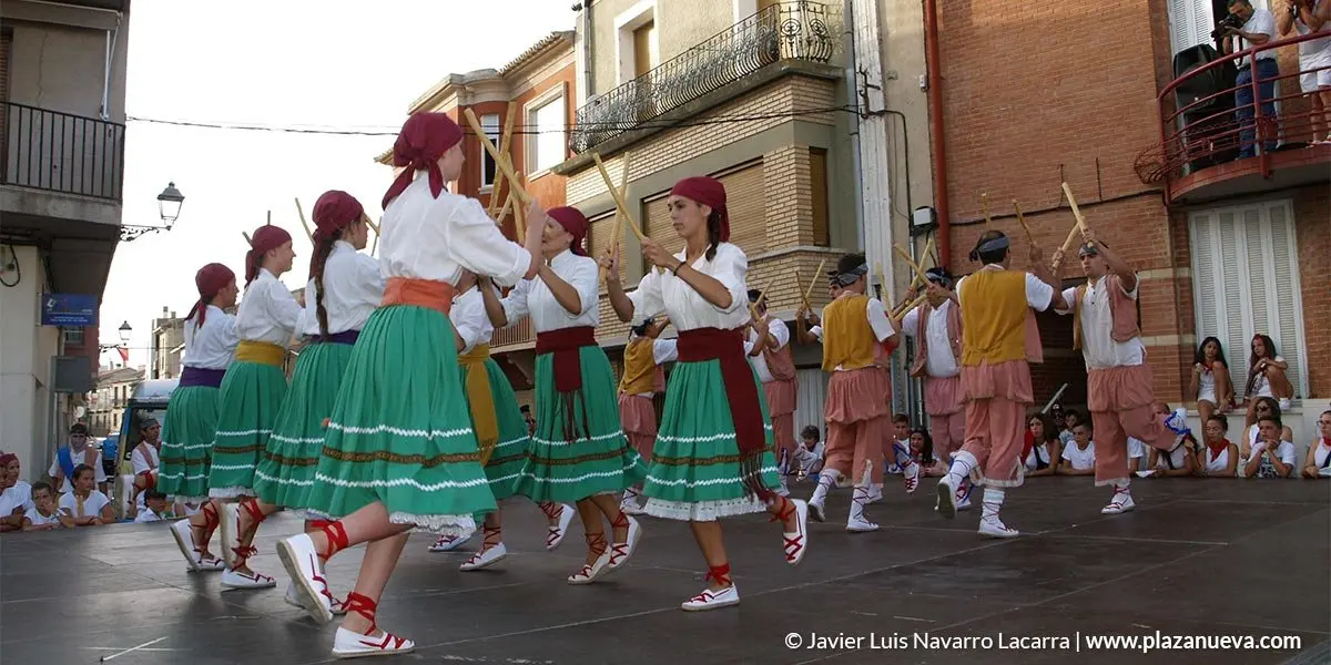 Fiestas-de-Fusti&ntilde;ana-2018---paloteado-3