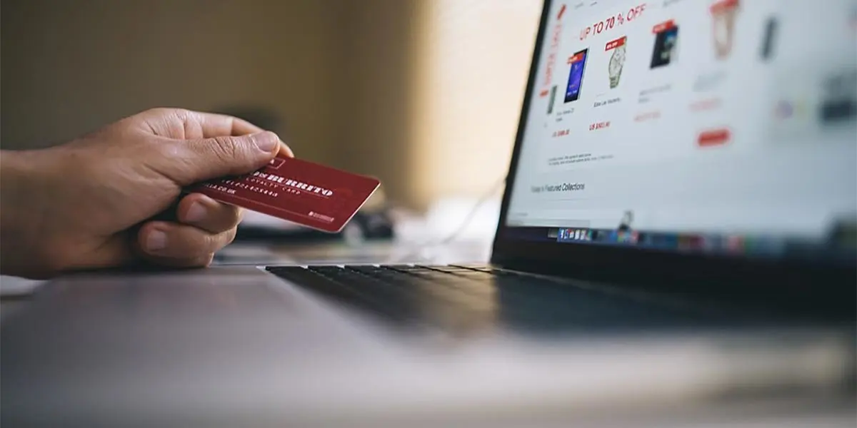 El recorrido de tu tarjeta cuando compras en Internet