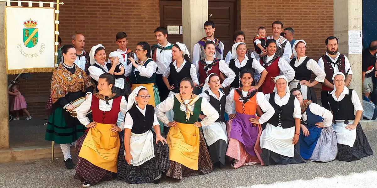 Grupo-de-danzas-regionales