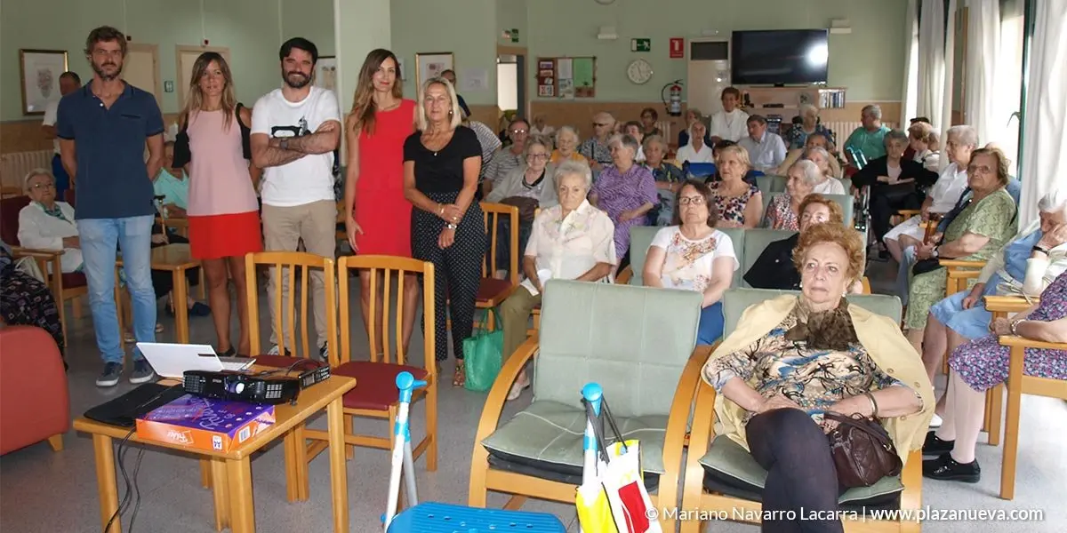 Al acto asisti&oacute; el alcalde Eneko Larrarte, socios de MAGMA y representantes del Ayuntamiento