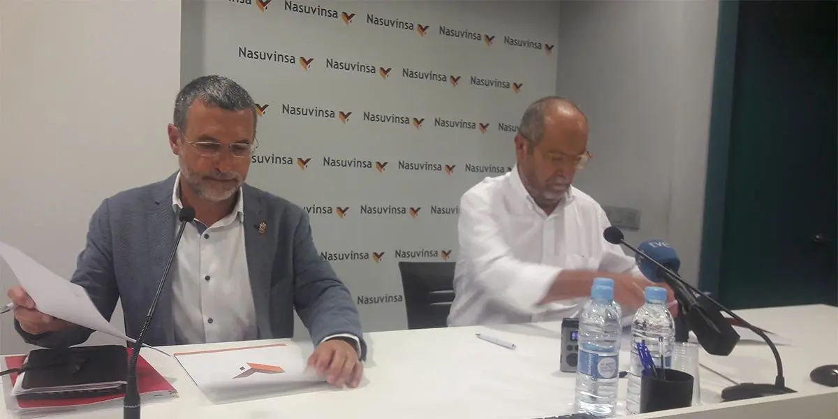 Miguel Laparra, a la izquierda, junto a Carmelo Jim&eacute;nez
