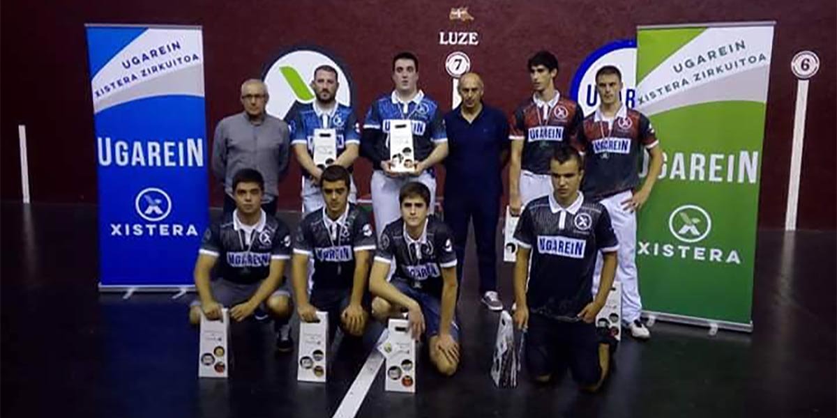 Iñaki Pérez y Carlos Lázaro se volvieron con premio de Mutriku