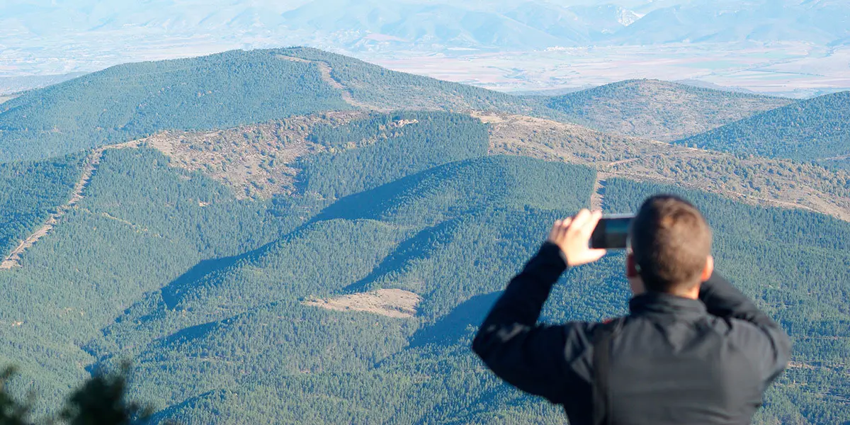 La ruta senderista propuesta por la Comarca de las Cinco Villas para el pr&oacute;ximo 29 de septiembre permite descubrir el Espacio Natural Protegido de la Sierra de Santo Domingo.