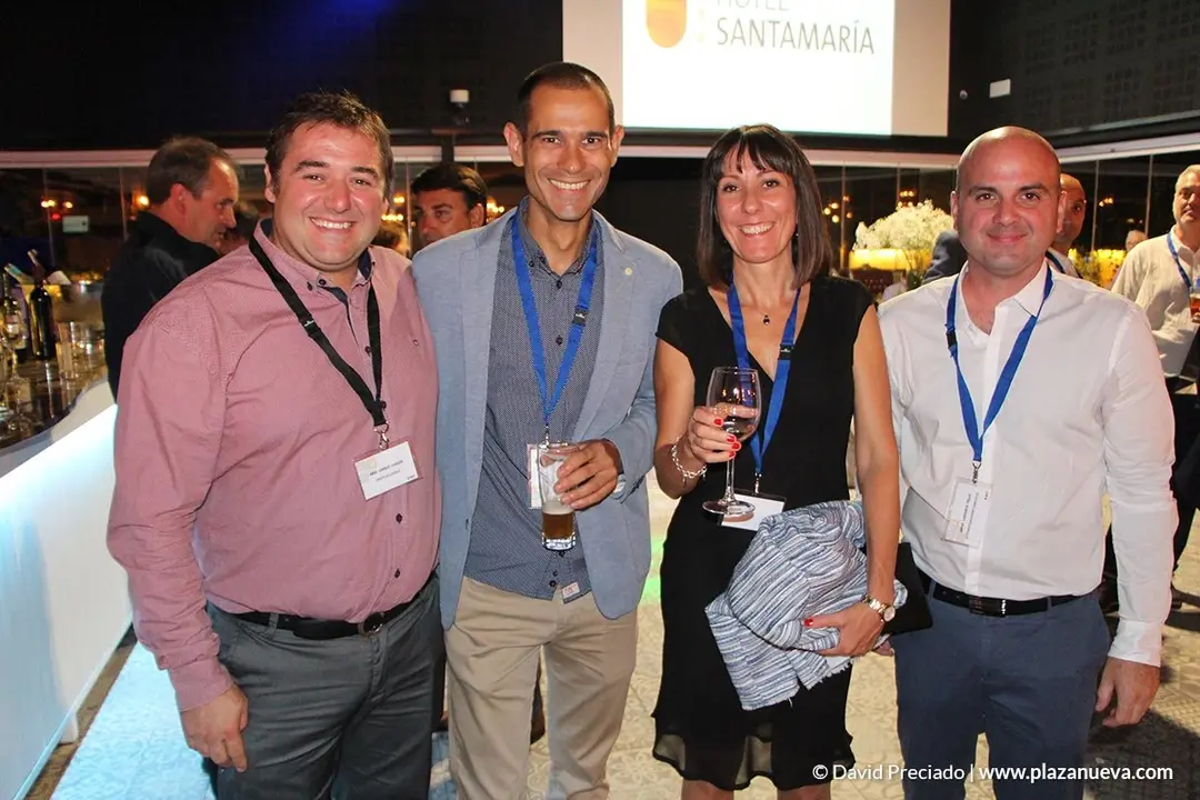 Abel Larrad (Gr&aacute;ficas Larrad), Diego Royo (Merkor), Sonia Del Val (Merkor) y David Lafuente (Automotizaciones Lamuce)