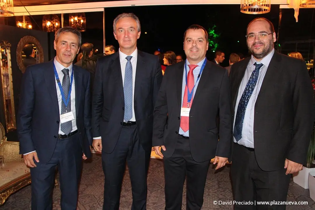 Tom&aacute;s Caballero (Iberdrola), Juan Manuel Gorostiaga (Mutua Navarra), Javier Andueza (Mutua Navarra) y Nacho Arregui (Mutua Navarra)