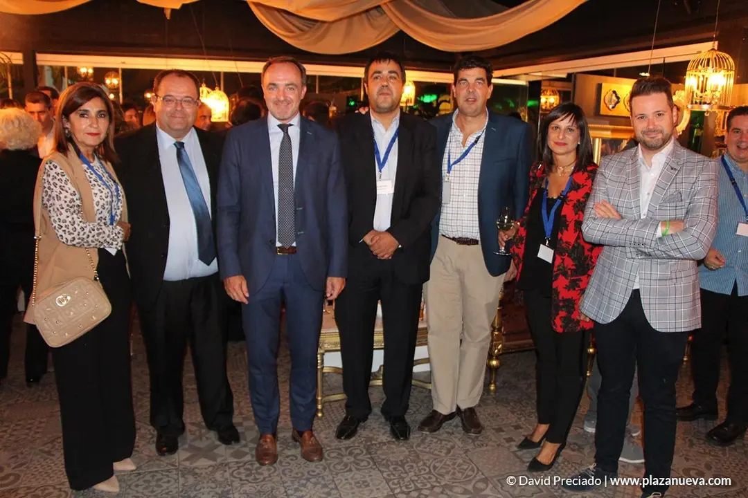 Yolanda Ib&aacute;&ntilde;ez (Secretaria General UPN), Jos&eacute; Mar&iacute;a Cambra (Kerus Comunicaci&oacute;n), Javier Esparza (Presidente UPN), Mario Fabo (Alcalde de Marcilla), Luis Casado (Parlamentario UPN), Raquel Garbayo (Alcaldesa de Cintru&eacute;nigo) y Alejandro Toquero