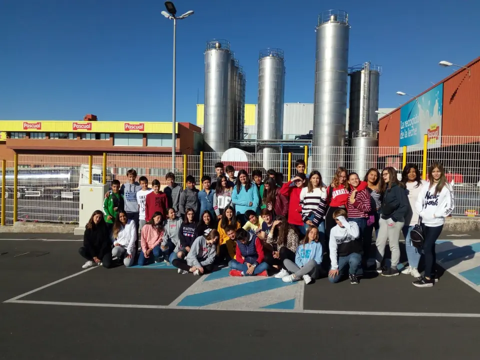 Alumnos de 3&deg; de Secundaria y profesores del Colegio Anunciata FESD de Tudela estuvieron recientemente de convivencia en Caleruega (Burgos) - 1
