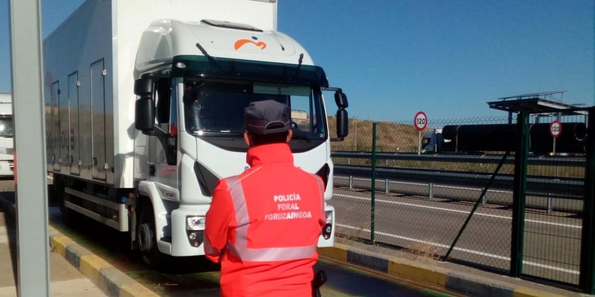 Policía Foral ha desarrollado una campaña intensiva de control de vehículos pesados