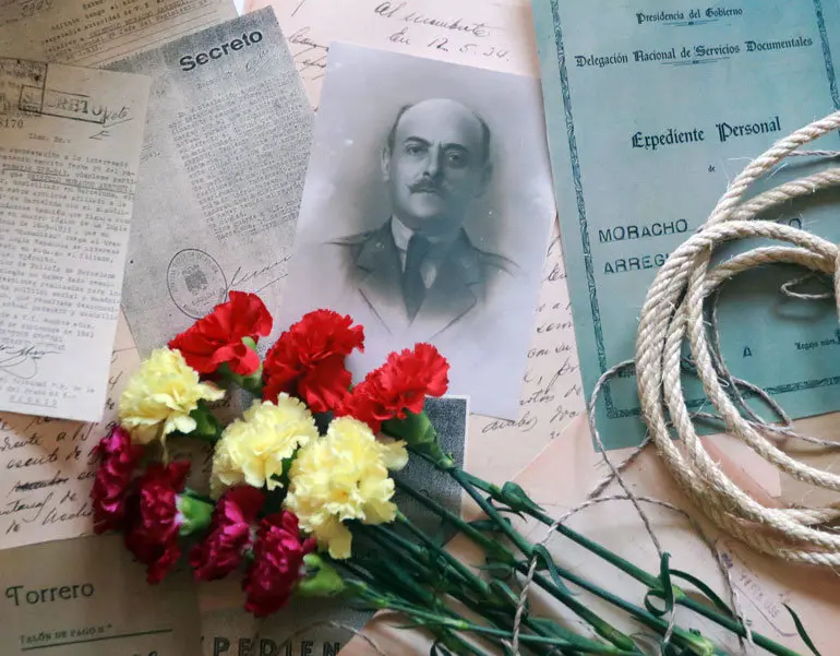 Presentaci&oacute;n en Tudela del libro 'Cr&iacute;spulo Moracho Arregui, (1876-1936). Cr&oacute;nica de un coronel navarro fusilado por su lealtad a la Rep&uacute;blica' de Ferm&iacute;n P&eacute;rez-Nievas Borderas