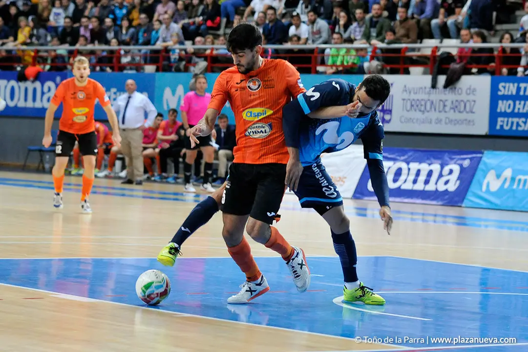 181208_INTER_99530
