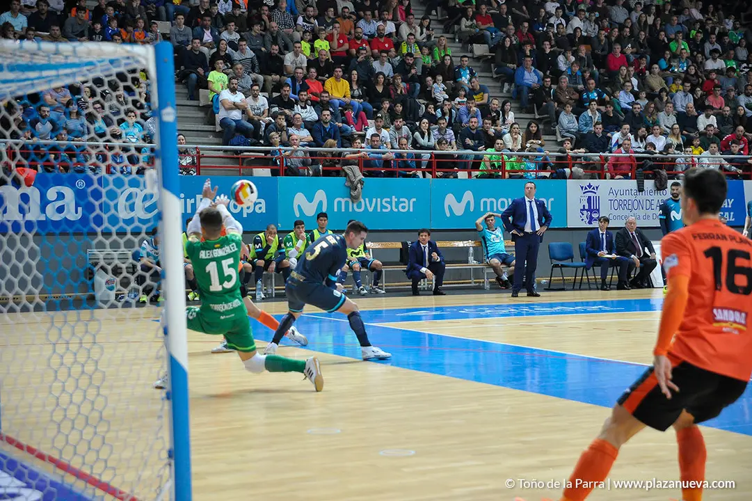 181208_INTER_100601