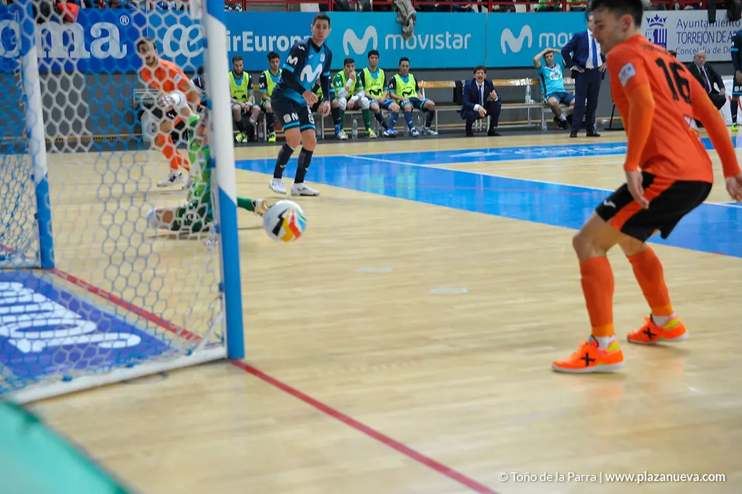 181208_INTER_100605