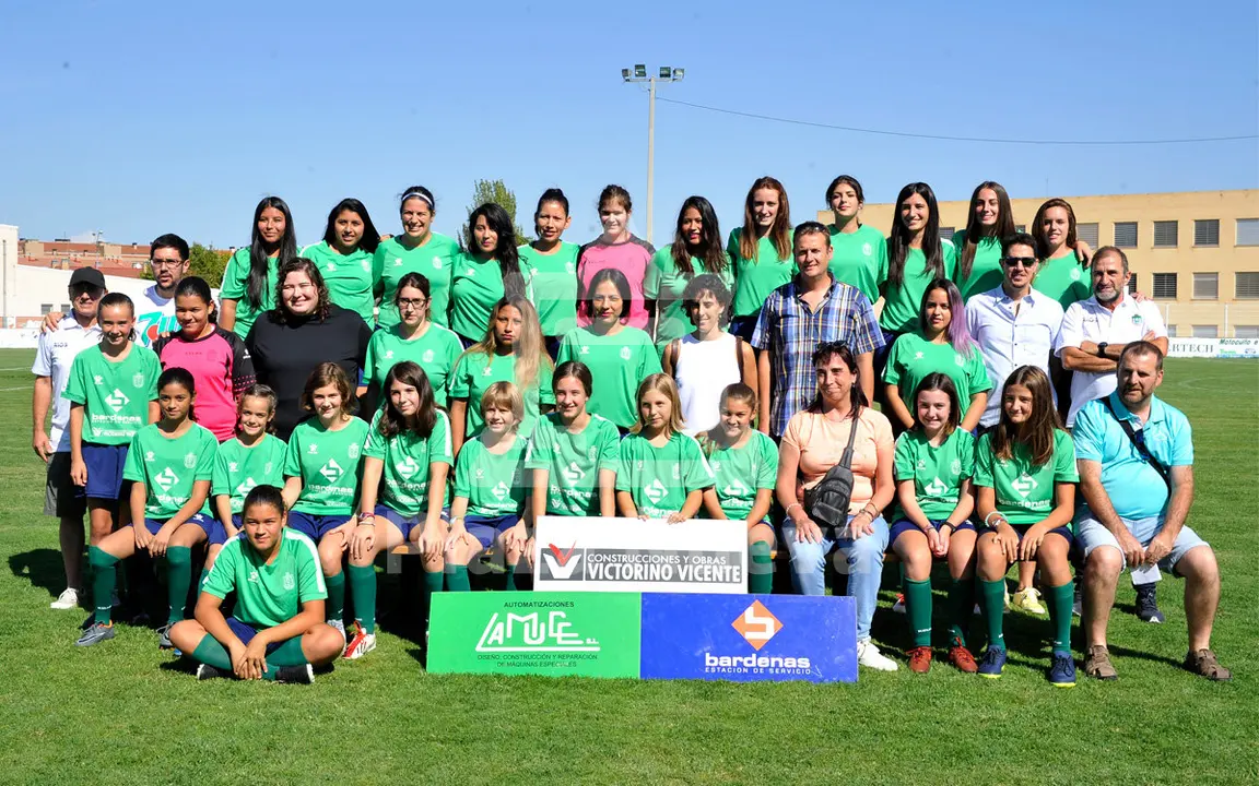 CD Lourdes Femenino (grande y peque&ntilde;as)